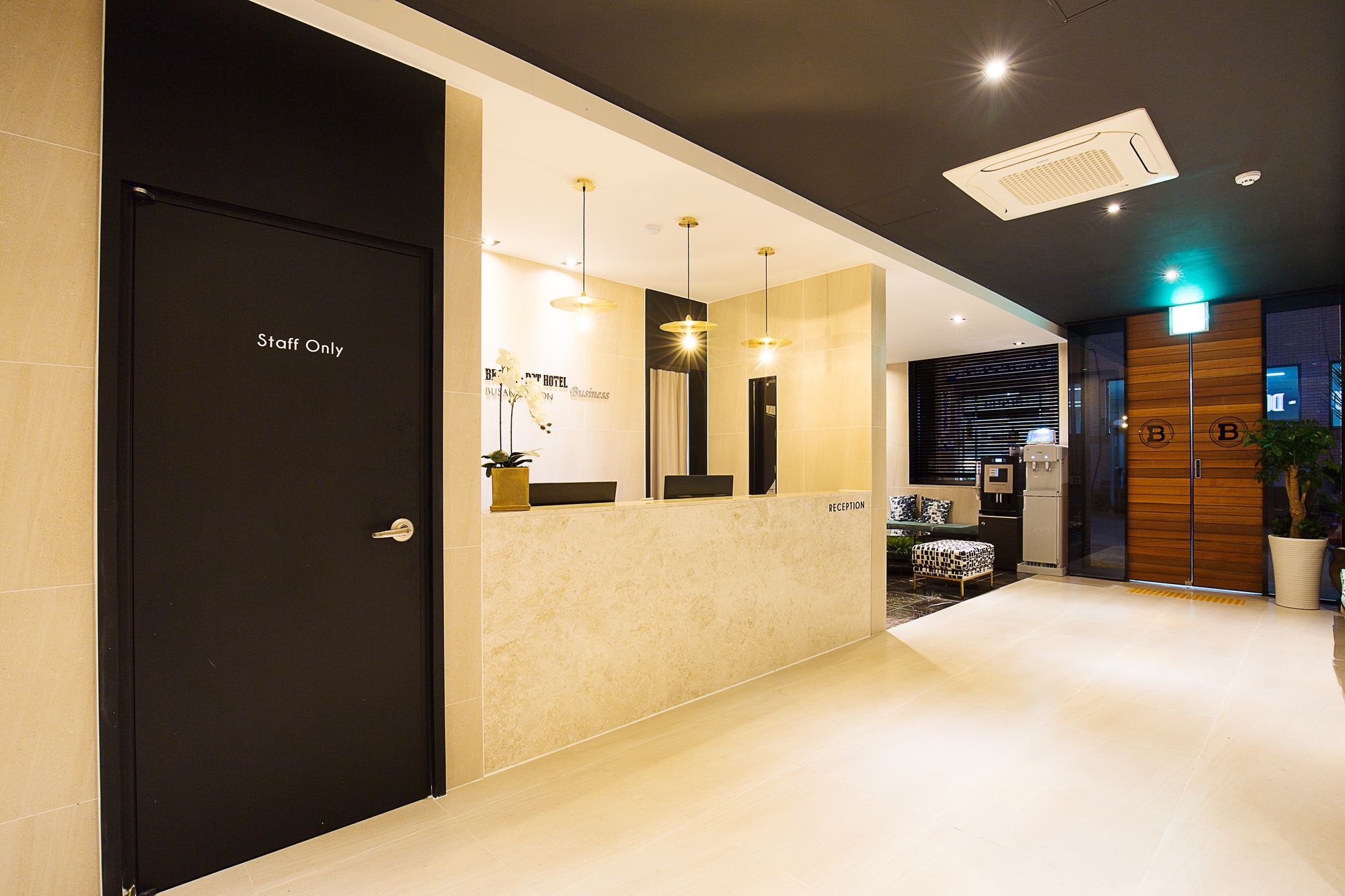Brown Dot Hotel Busan Station מראה חיצוני תמונה