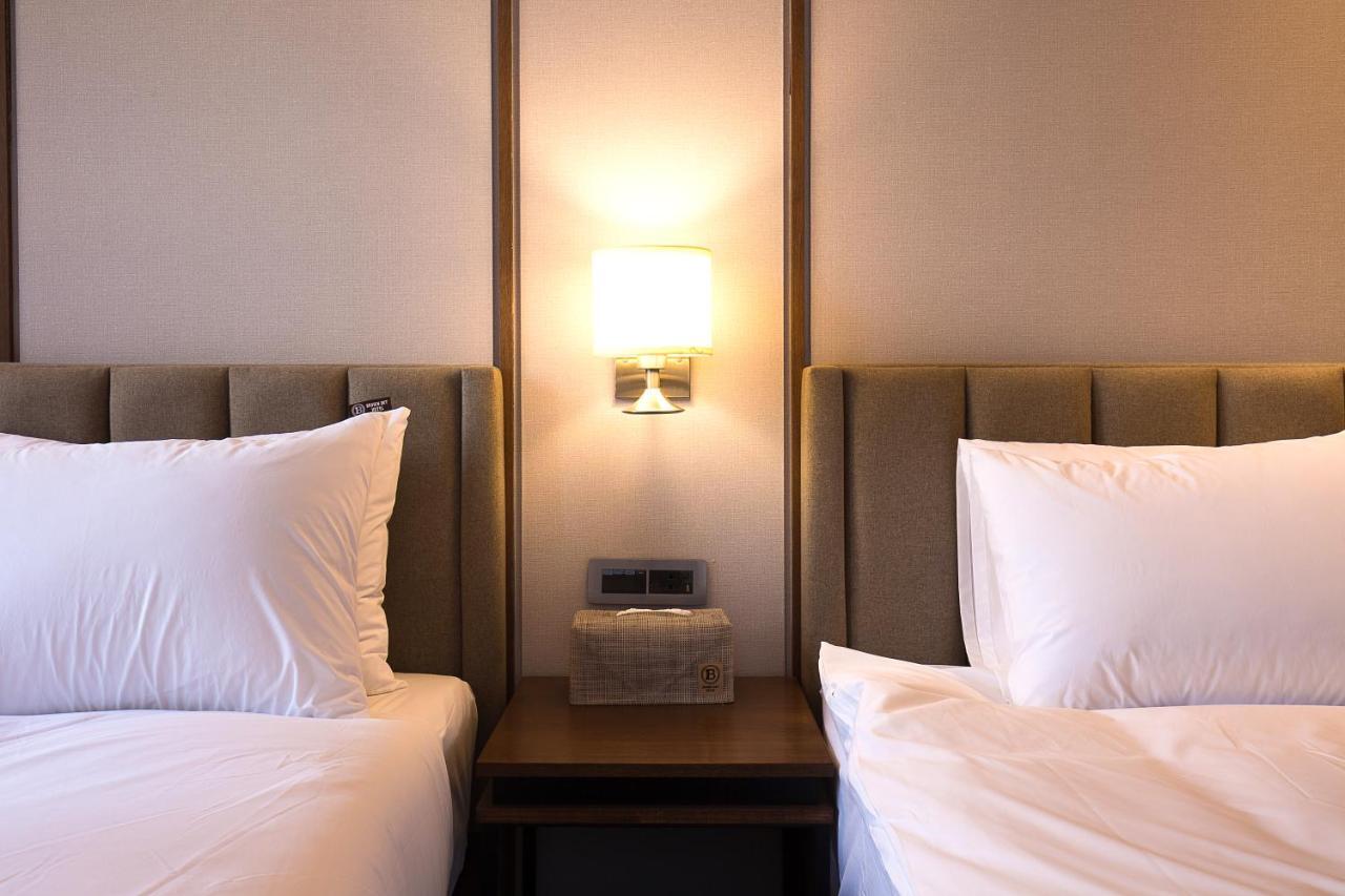 Brown Dot Hotel Busan Station מראה חיצוני תמונה