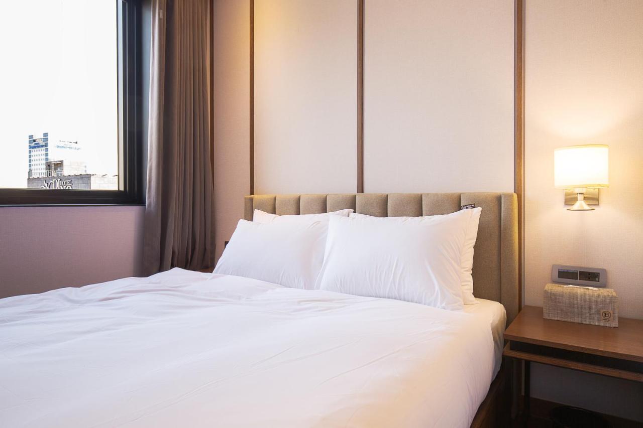 Brown Dot Hotel Busan Station מראה חיצוני תמונה